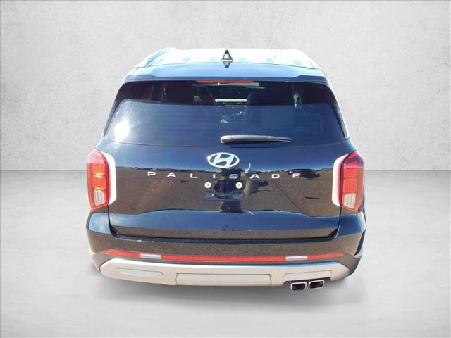 Used 2025 Hyundai Palisade SEL FWD image 11
