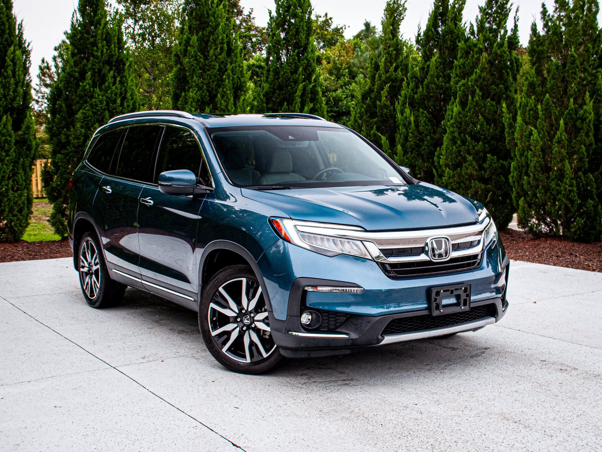 Used 2019 Honda Pilot Touring image 2