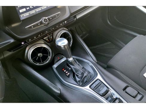Used 2018 Chevrolet Camaro LT image 18