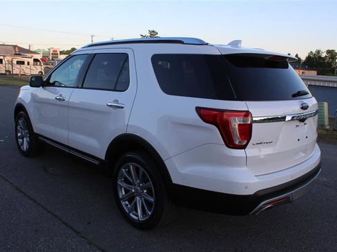 Used 2017 Ford Explorer Limited AWD/4WD image 5