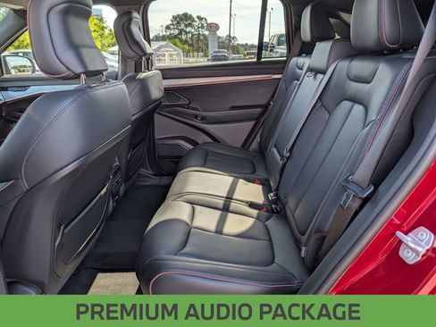 Used 2024 Jeep Wagoneer Launch Edition AWD/4WD image 25