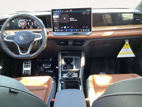 New 2026 Volkswagen Tiguan SEL R-Line AWD/4WD image 14