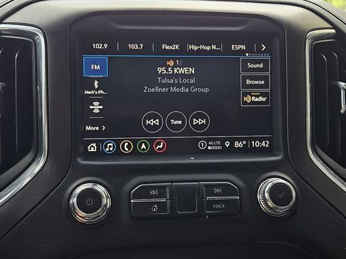 Used 2021 GMC Sierra 1500 AT4 w/ AT4 Value Package AWD/4WD image 13