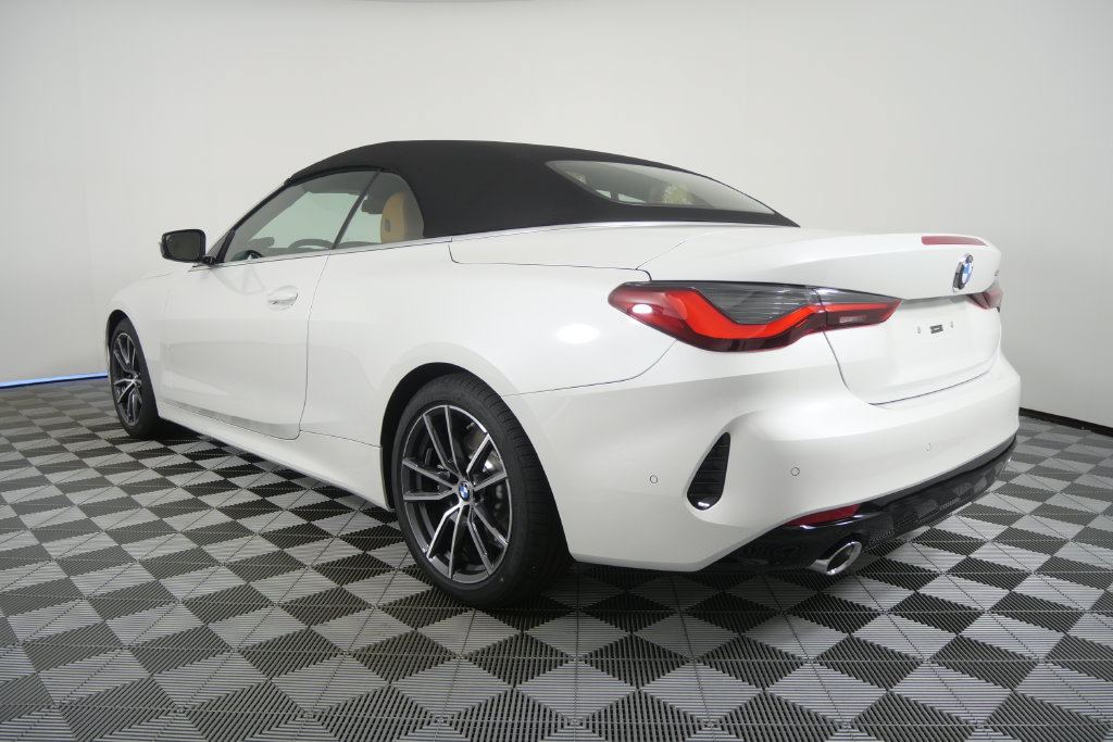 New 2027 BMW 430i Convertible w/ Premium Package RWD image 8