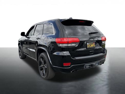 Used 2014 Jeep Grand Cherokee Altitude AWD/4WD image 5