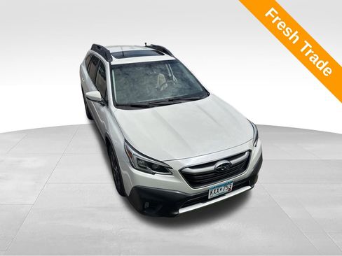 Used 2020 Subaru Outback Limited AWD/4WD image 1