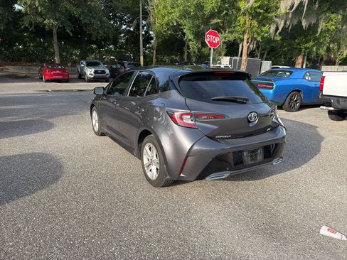 Used 2021 Toyota Corolla SE FWD image 3
