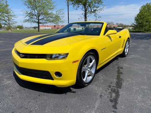 Used 2015 Chevrolet Camaro LT image 1