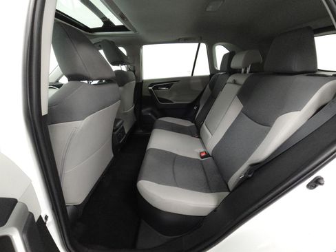Certified 2022 Toyota RAV4 XLE w/ Convenience Package AWD/4WD image 5