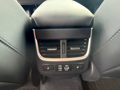 Used 2024 Subaru Outback Limited image 15