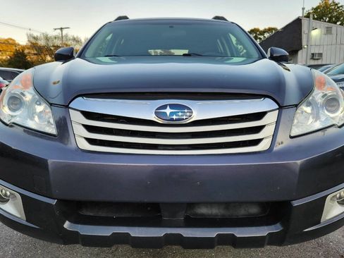Used 2011 Subaru Outback 2.5i Premium w/ All-Weather Pkg image 4