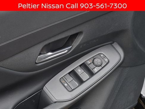 New 2026 Nissan Sentra SV w/ SV Convenience Package FWD image 9