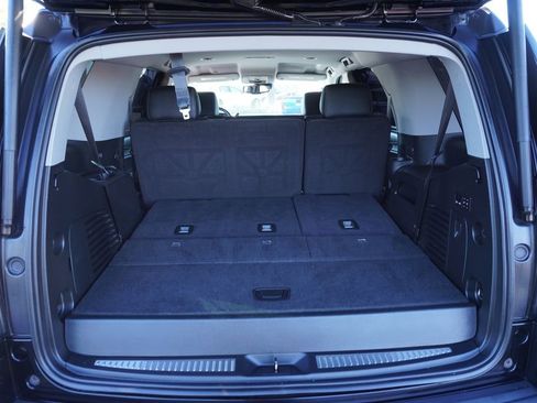 Used 2020 GMC Yukon SLT image 8