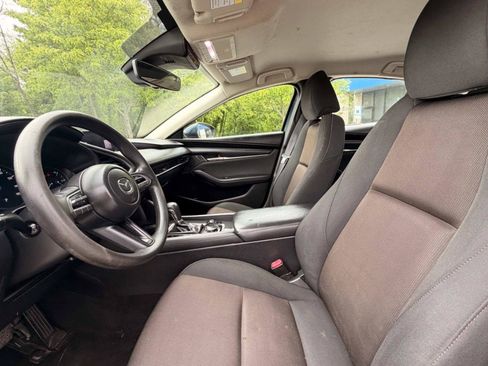 Used 2019 MAZDA MAZDA3 Sedan FWD image 13