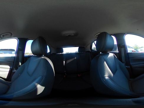 Used 2025 Buick Encore GX Preferred FWD image 41
