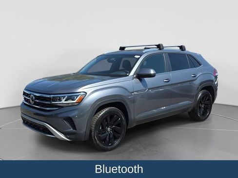 Used 2023 Volkswagen Atlas Cross Sport SE FWD image 4