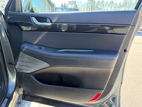 Used 2021 Hyundai Palisade Limited image 14
