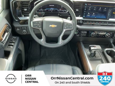 Used 2024 Chevrolet Silverado 1500 High Country w/ High Country Premium Package image 14