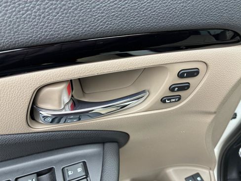 Used 2021 Honda Pilot Elite image 9