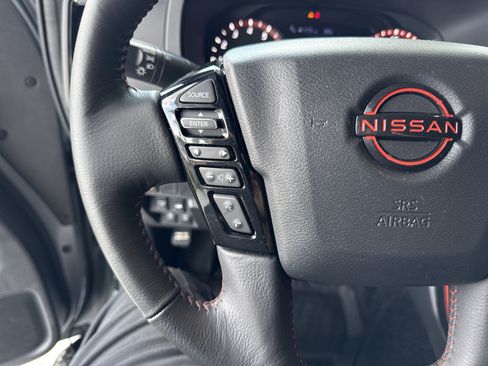 Used 2025 Nissan Frontier PRO-4X w/ Interior Protection Package AWD/4WD image 18