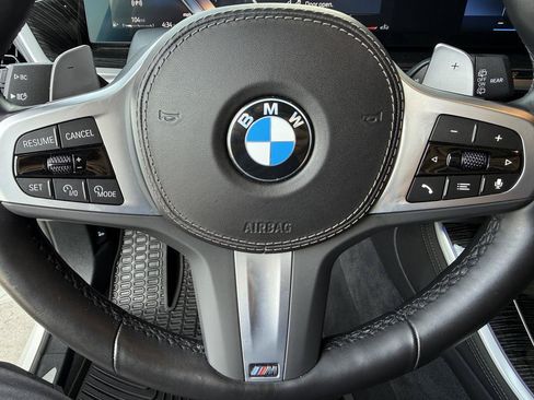 Used 2024 BMW X5 xDrive40i w/ M Sport Package AWD/4WD image 19