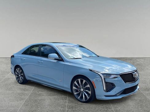 New 2026 Cadillac CT4 V image 7