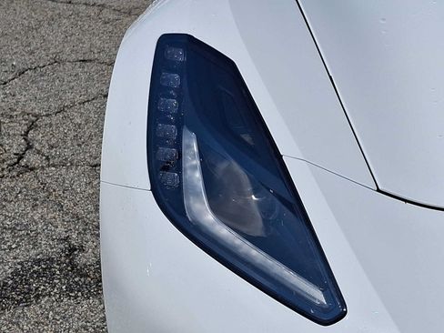 Used 2015 Chevrolet Corvette Stingray Coupe w/ Battery Protection Package RWD image 9