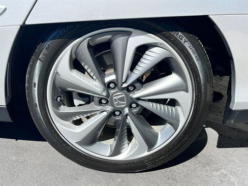 Used 2018 Honda Clarity Touring image 13