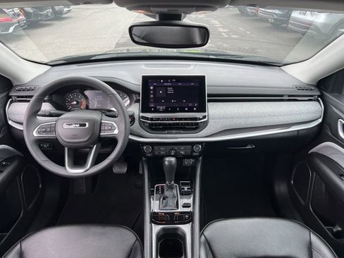 Used 2022 Jeep Compass Latitude AWD/4WD image 18