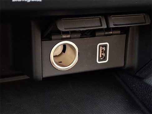 Certified 2022 Honda Pilot Touring image 26