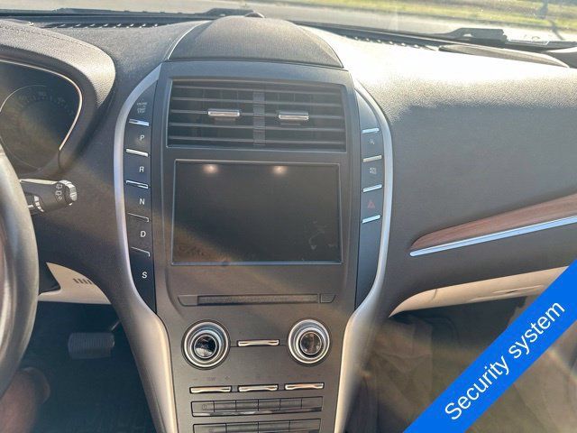 Used 2017 Lincoln MKC Select FWD image 13