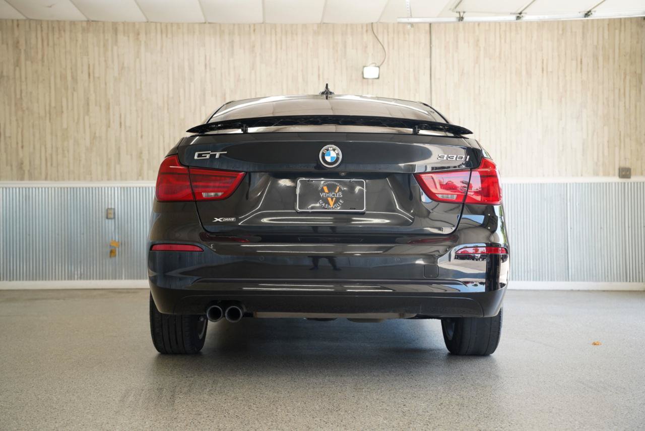 Used 2018 BMW 330i Gran Turismo xDrive AWD/4WD image 8