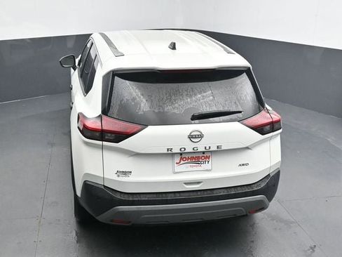 Used 2023 Nissan Rogue S image 33