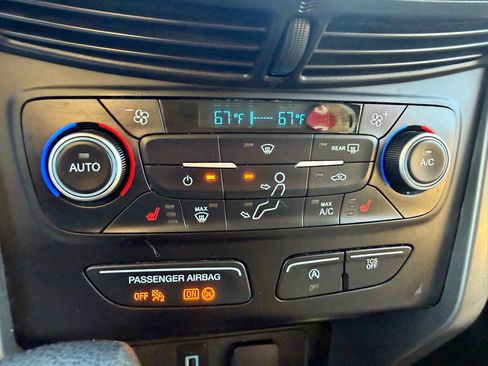 Used 2018 Ford Escape SE image 27