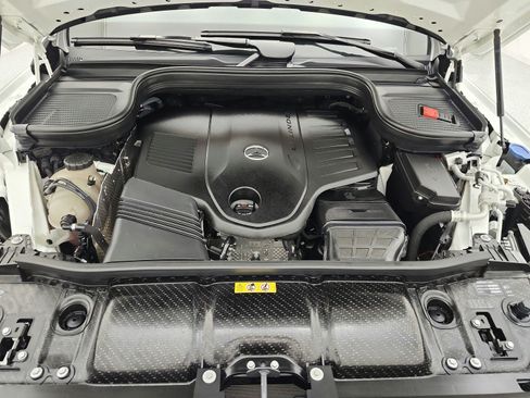Used 2023 Mercedes-Benz GLS 450 4MATIC image 17