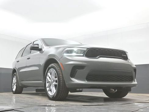 Used 2023 Dodge Durango GT AWD/4WD image 42