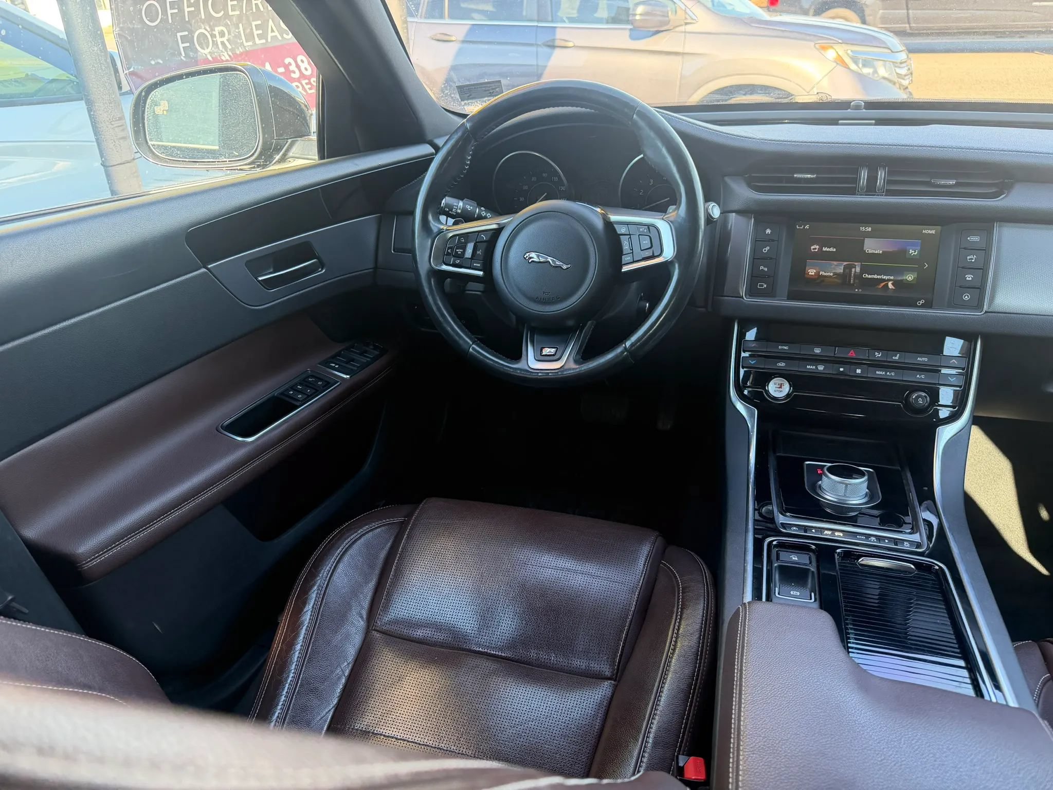 Used 2016 Jaguar XF R-Sport RWD image 16