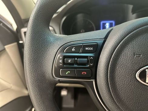 Used 2018 Kia Optima LX w/ 17" Alloy Wheels Package FWD image 37