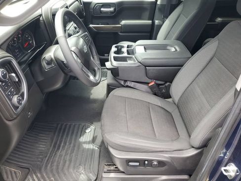 Used 2022 Chevrolet Silverado 1500 RST w/ Z71 Off-Road Package AWD/4WD image 17
