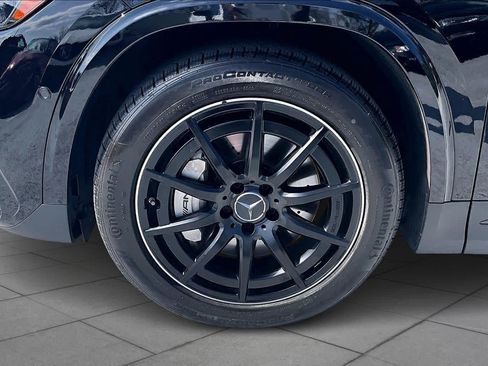 Certified 2025 Mercedes-Benz GLA 35 AMG 4MATIC image 17