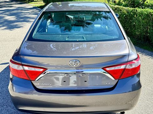 Used 2016 Toyota Camry LE FWD image 6