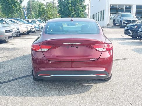 Used 2016 Chrysler 200 Limited FWD image 6