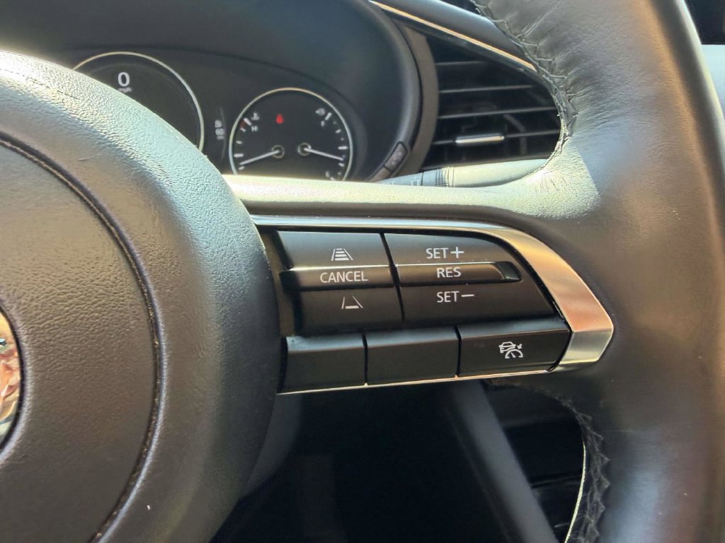 Used 2024 MAZDA MAZDA3 s FWD image 33