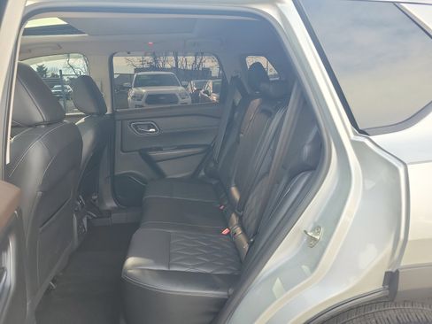 Used 2021 Nissan Rogue Platinum image 10