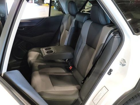 Used 2025 Subaru Outback Onyx Edition AWD/4WD image 7