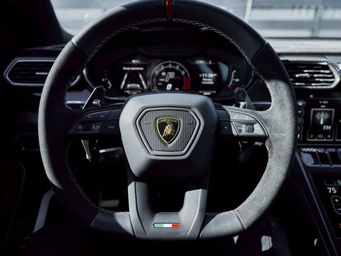 Used 2024 Lamborghini Urus Performante image 67