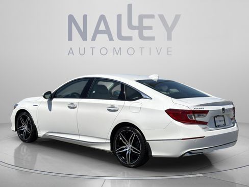 Used 2022 Honda Accord Touring image 3