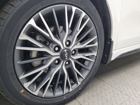 Used 2023 Kia Forte GT-Line image 31