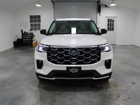 New 2026 Ford Explorer Platinum w/ LUX Leather Package image 2
