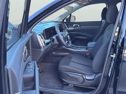 New 2026 Kia Sorento LX FWD image 13